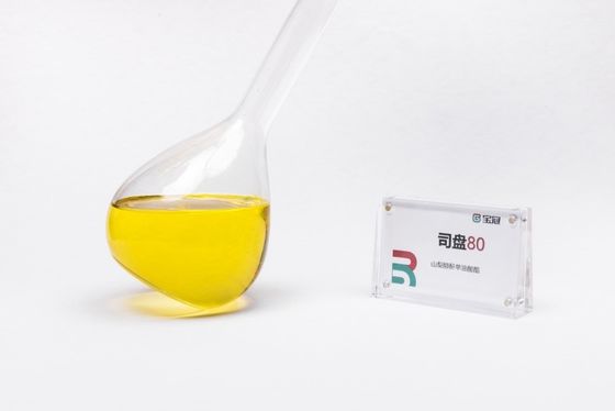 Sorbitano monooleato, surfactante líquido viscoso âmbar utilizado em têxteis alimentares, farmacêuticos, cosméticos